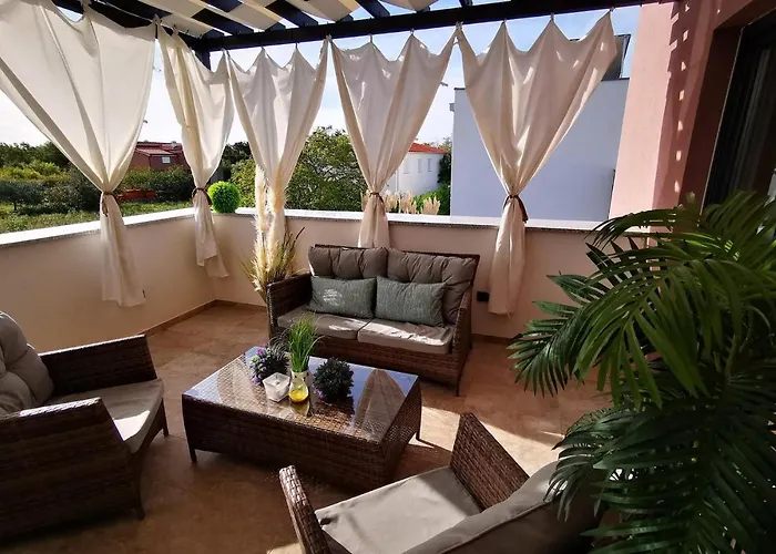Nerina Tatil Evi *