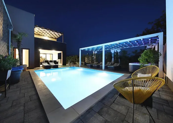 Nerina Tatil Evi